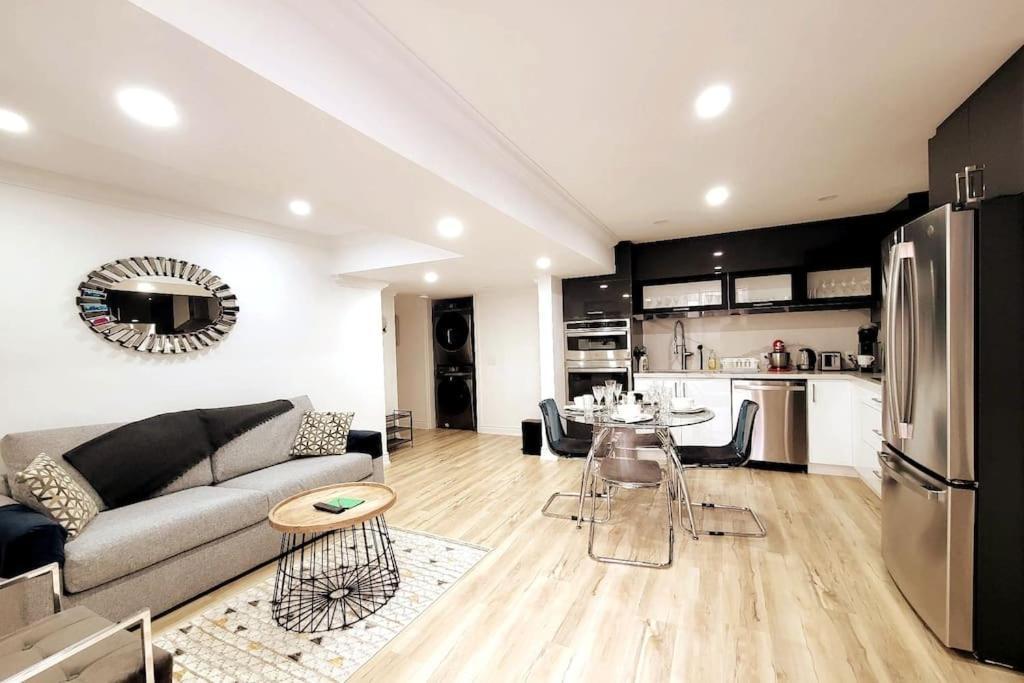 Ferienwohnung Modern Oasis In Richmond Hill, The Place For You! Exterior foto